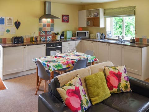 Kitchen/diner | Lily Pad 4 - Lily Pad Cottages, Nassington, near Stamford