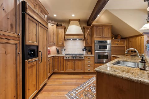 Large kitchen for all your meals