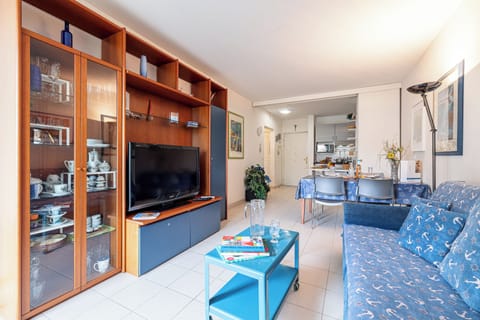 Living and dining room