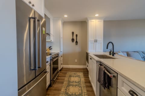 PhotoApr062024,112814PM