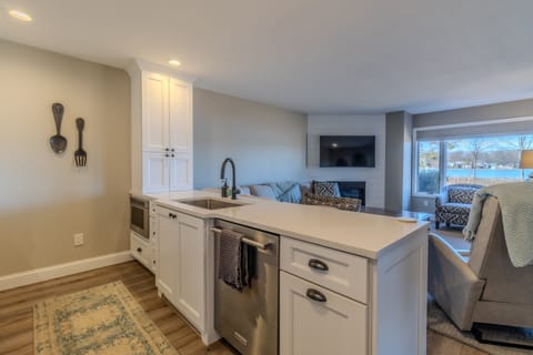 PhotoApr062024,112838PM