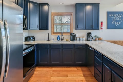 Modern kitchen elegance.
