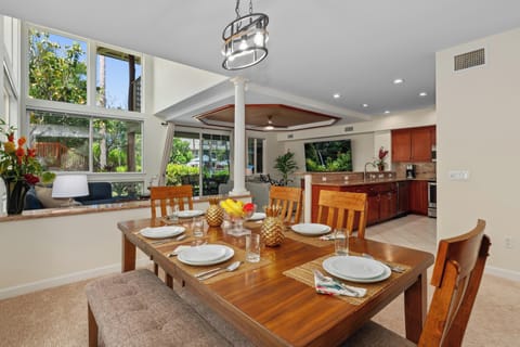 Dining area with seating for six