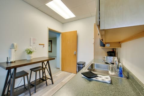 Dining Area | Dishware & Flatware Provided | Central A/C & Heat