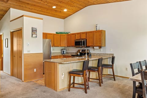 Fully equipped kitchen