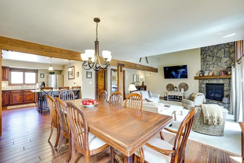 Kitchen | Free WiFi | Central Heating | Multi-Level Property