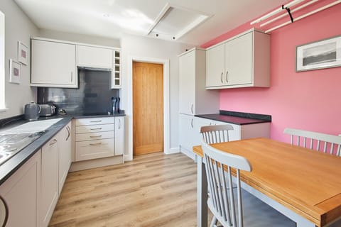 Manifold, Osmotherley - Host & Stay