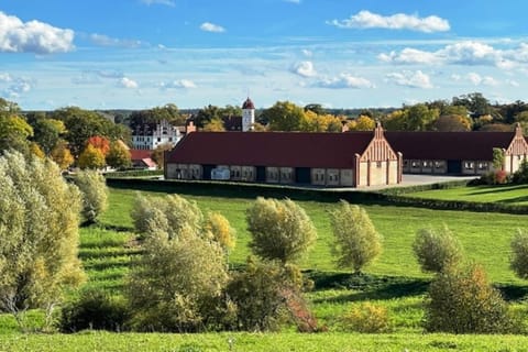 Immediate Surroundings [summer] (<1 km)