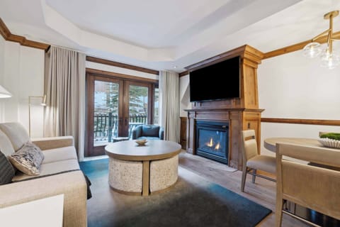 AspenMtnResidences-43B3-4589