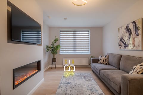 Living Room / Lounge