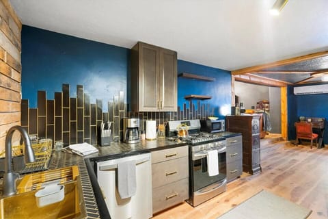 Modern kitchen space