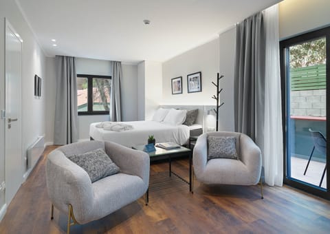 Living Room / Lounge