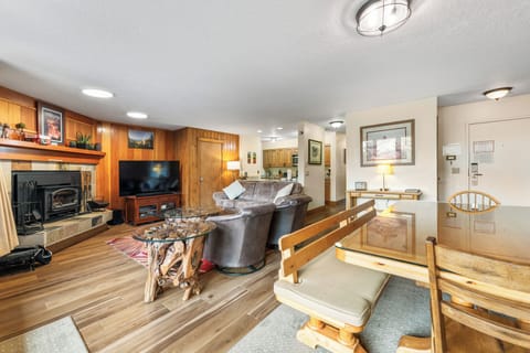 Open concept living and dining areas.