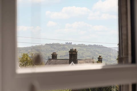 Rock End, Matlock - Host & Stay