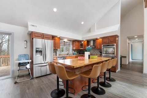 Indoors, Dining Room, Dining Table, Furniture, Table