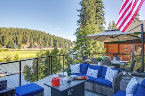 Coeur d'Alene Vacation Rental | 3BR | 2.5BA | Stairs Required | 1,450 Sq Ft