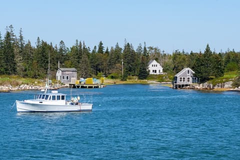 Creeds Cove Cottage on the Reach