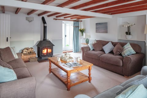 Badger's Living Room 1