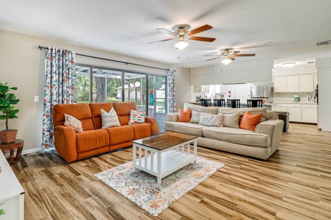 Valrico Vacation Rental | 4BR | 2BA | 1,800 Sq Ft | Stairs Required