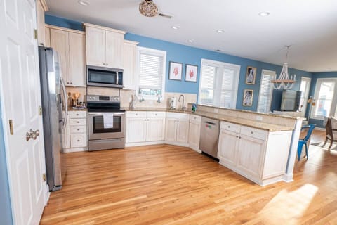 818f8251 0260 4e20 91c7 c649c8c8ea86