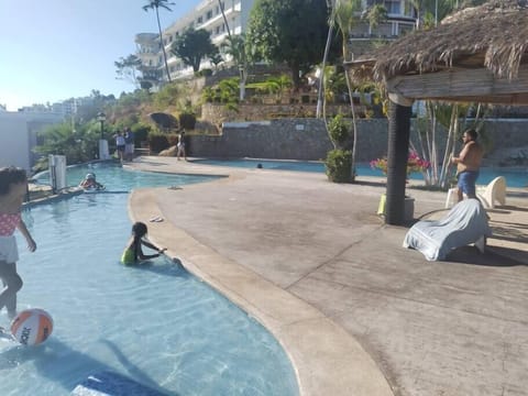 c7110553-e906-401d-91b8-86194afdb07f