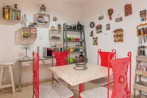 daaca7bb-15f4-44aa-8555-ffa217412345