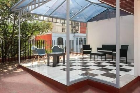 37001393-6ba8-4342-b11c-6d0bef473822