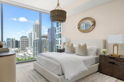 Primary queen suite