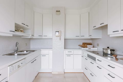 Fully Equiped kitchen