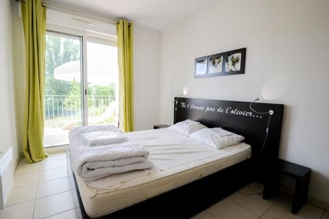1 Double bed