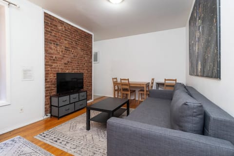1-LivingRoom(2)