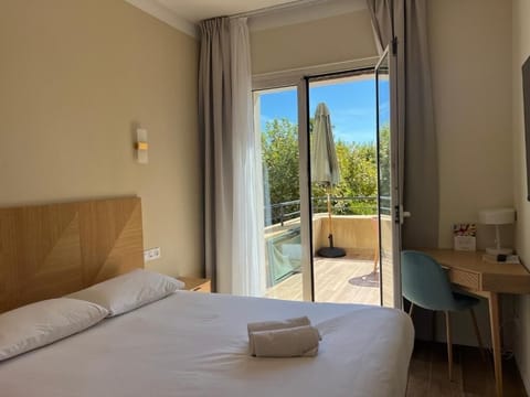 Unit with Double bed