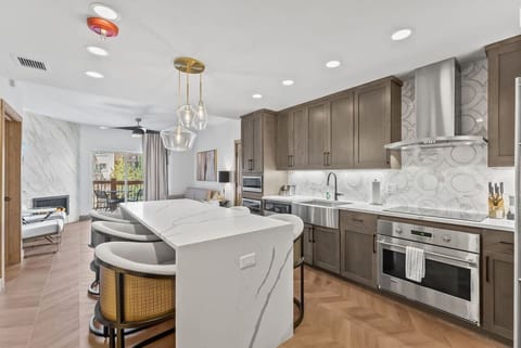 Gourmet Kitchen