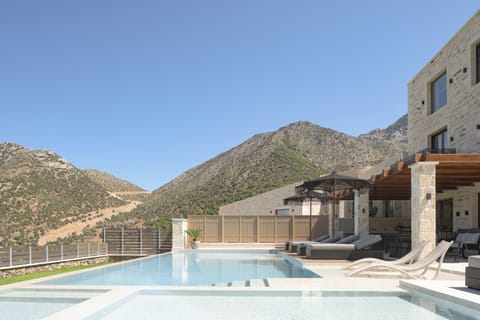 With an abundance of al fresco lounges.