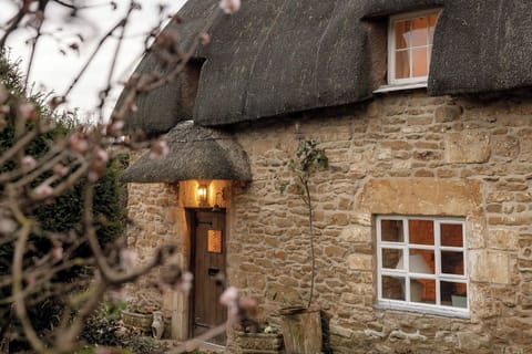 LittleStoop Sand&StoneEscapes KymGrimshaw 16