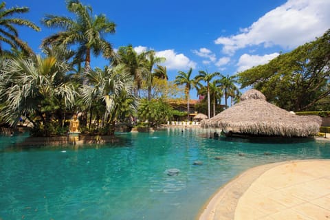 Begin your vacation with pure serenity in the luxury of La Diria!