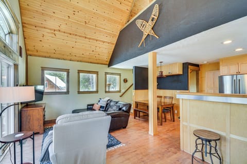 Fairplay Vacation Rental | 2BR + Loft | 2BA | 1,154 Sq Ft | Stairs Required