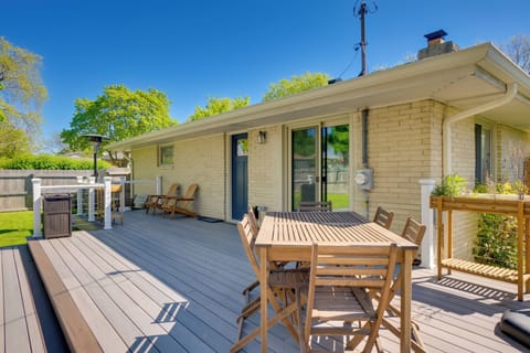 Milwaukee Vacation Rental | 1BR | 1BA | Stairs Required | 1,000 Sq Ft