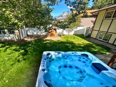 Hot-tub
