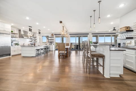 Plenty of seating for the whole crew!