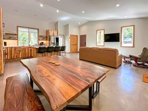 Open concept floor plan