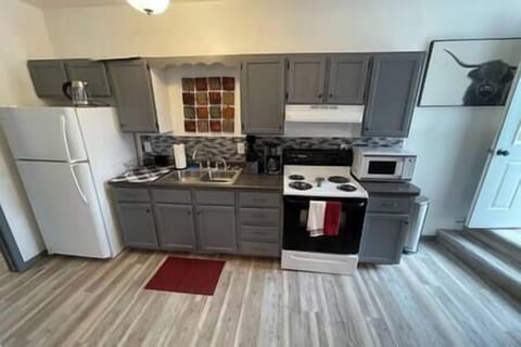 Ebaad348 93aa 4814 aac1 f05cf7176aec