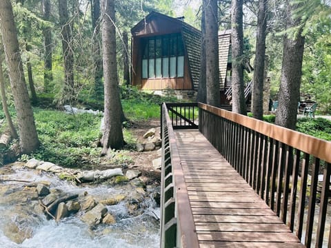 Over the river and through the woods to Hilda`s