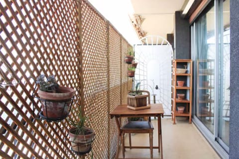 Téléchargement (10)