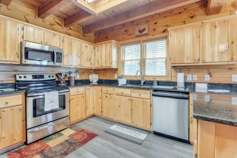 Kitchen | Main Floor | Cooking Basics | Refrigerator | Blender | Crockpot