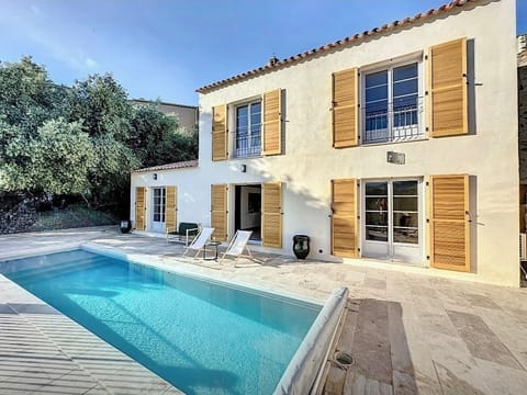 Scenic view with the pool (3)