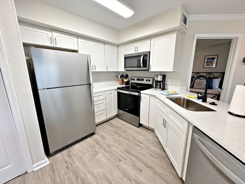 Fully equipped kitchen.