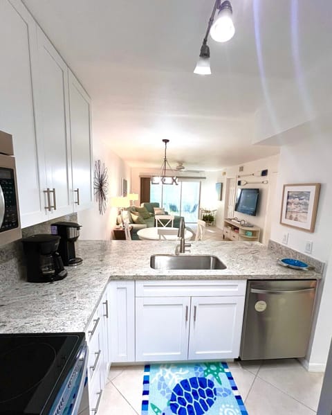 Bright and updated kitchen