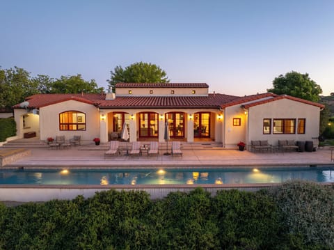 Stunning Vineyard Estate