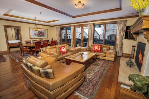 Arrabelle 343 - Living 2